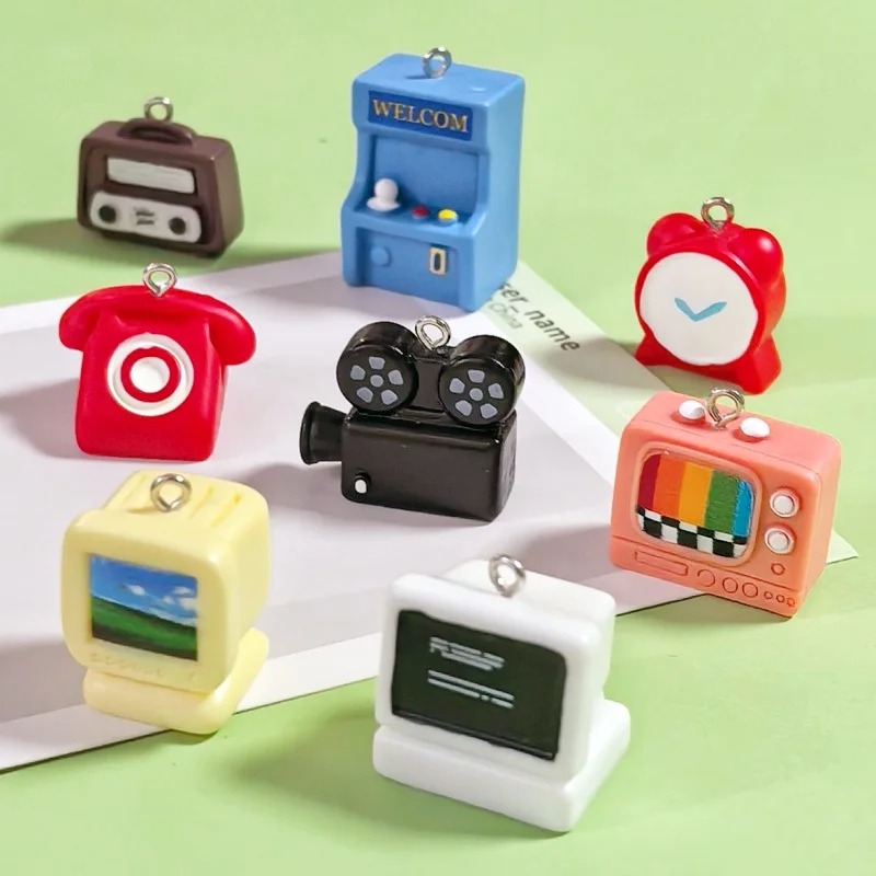 8pcs 3D Mini Computer Game Con - Vintage Alarm Clock 评论和价格