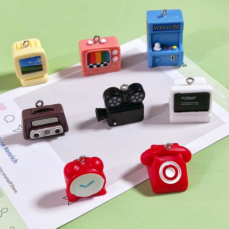8pcs 3D Mini Computer Game Con - Vintage Alarm Clock 评论和价格