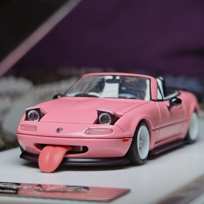 1:32 Scale Mazda MX-5 Diecast  - Home Decor Collection 评论和价格