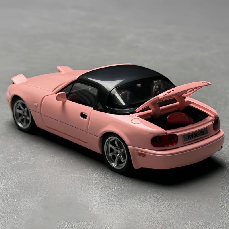 1:32 Scale Mazda MX-5 Diecast  - Home Decor Collection 评论和价格